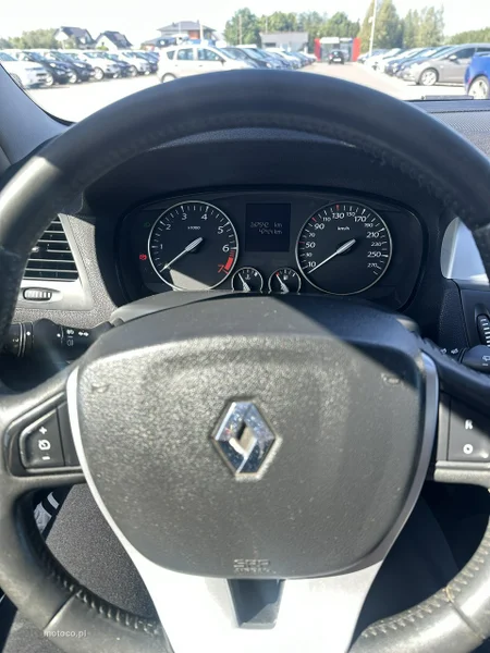 Renault Laguna III 10