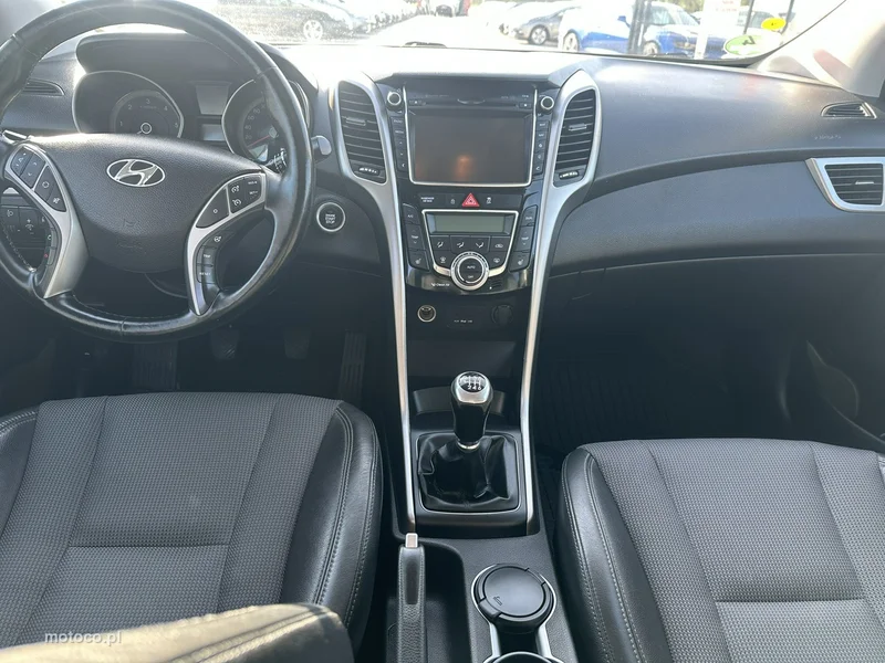 Hyundai i30 8
