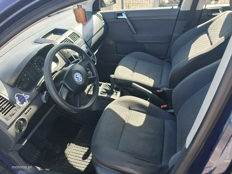Volkswagen Polo IV 9N 27