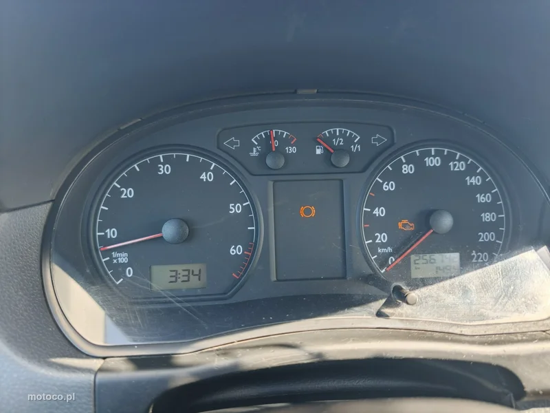Volkswagen Polo IV 9N 31