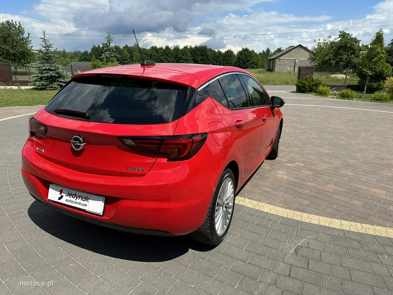 Opel Astra K 12
