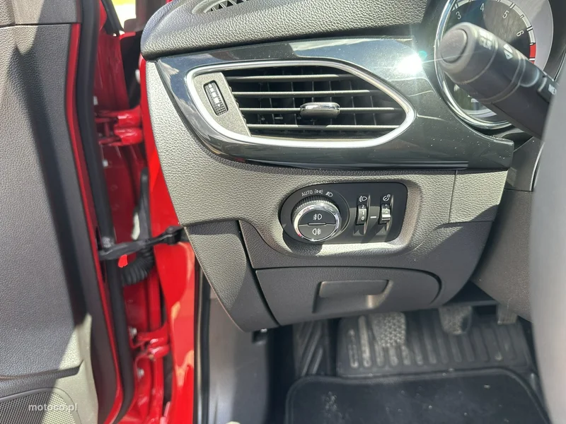 Opel Astra K 24