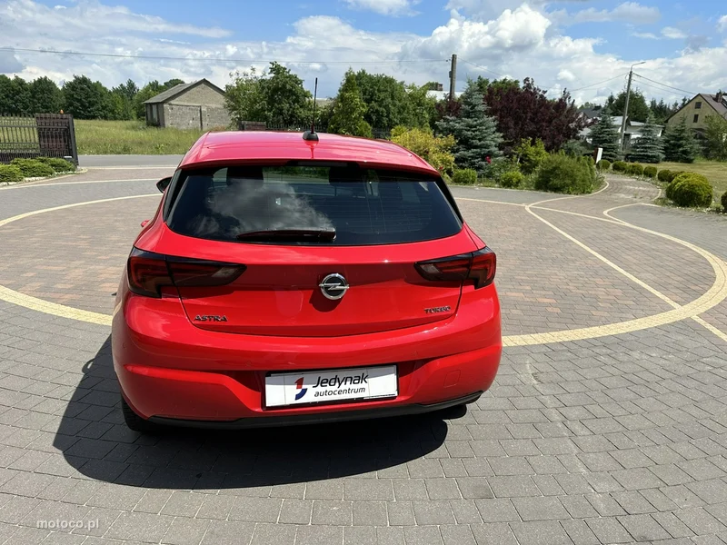 Opel Astra K 10