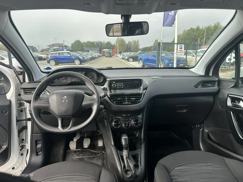Peugeot 208 22
