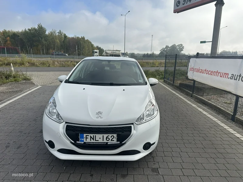Peugeot 208 36