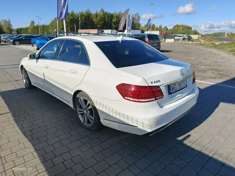 Mercedes-Benz Klasa E W212 E 220 14