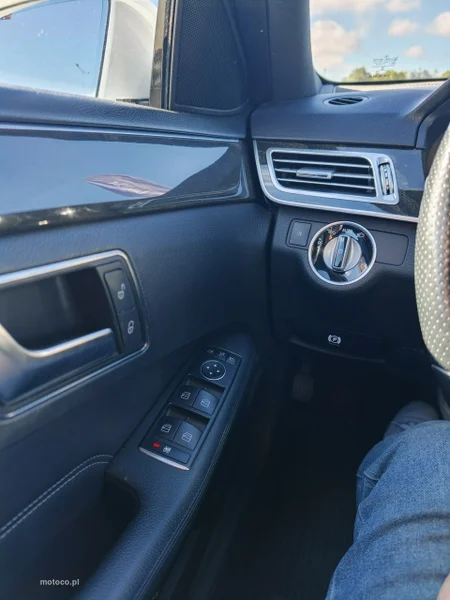 Mercedes-Benz Klasa E W212 E 220 25