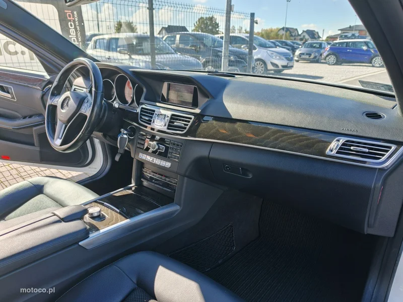 Mercedes-Benz Klasa E W212 E 220 34