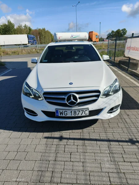 Mercedes-Benz Klasa E W212 E 220 35