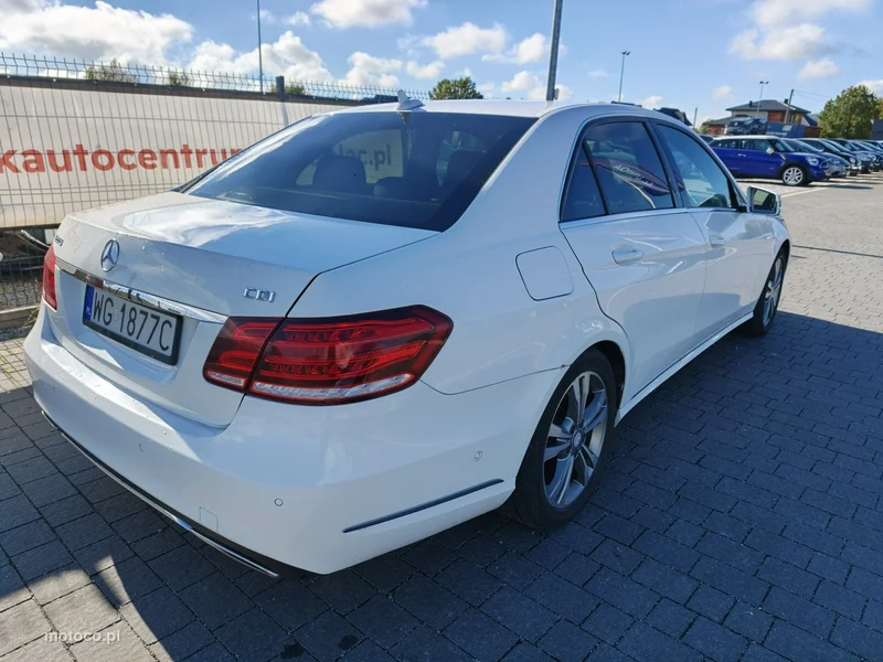 Mercedes-Benz Klasa E W212 E 220 8