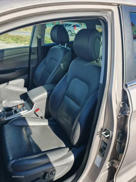 Hyundai TUCSON 28