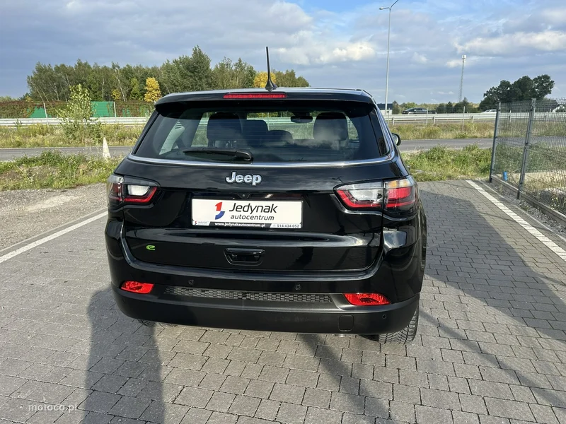 Jeep Compass 12