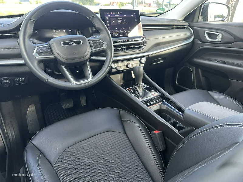 Jeep Compass 24