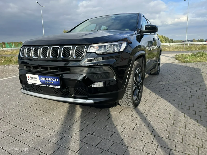 Jeep Compass 8