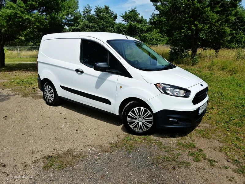Ford Transit Courier 5