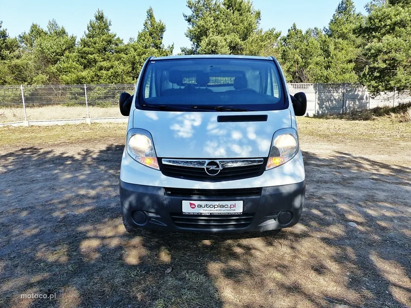 Opel Vivaro 2