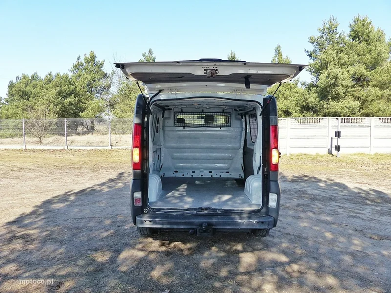 Opel Vivaro 15