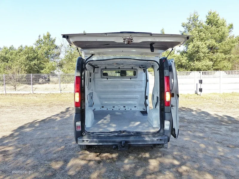 Opel Vivaro 17