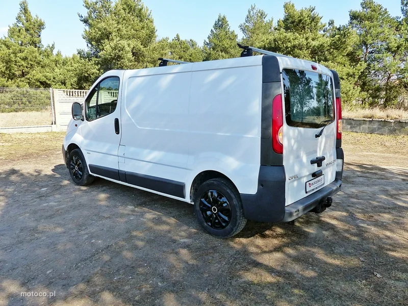 Opel Vivaro 18