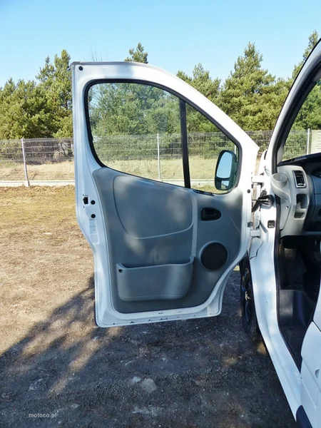 Opel Vivaro 24