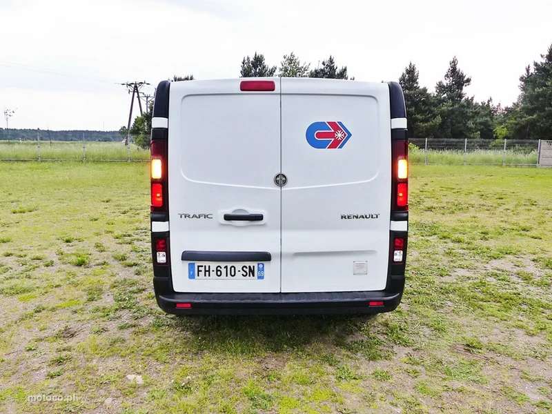 Renault Trafic 11