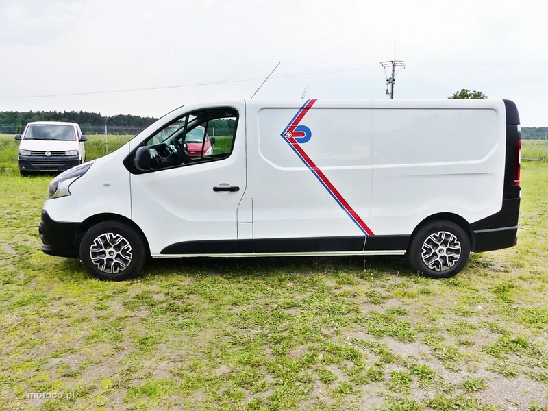 Renault Trafic 17