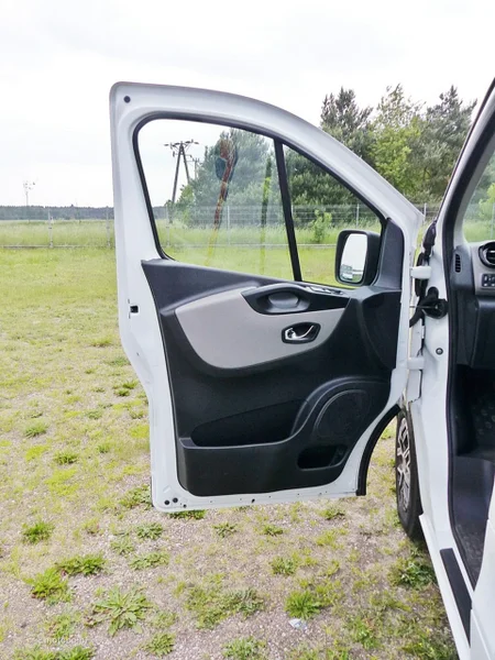 Renault Trafic 22
