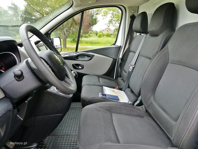 Renault Trafic 24