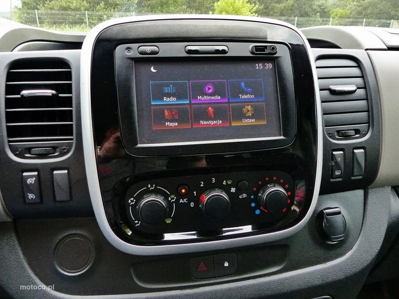 Renault Trafic 33