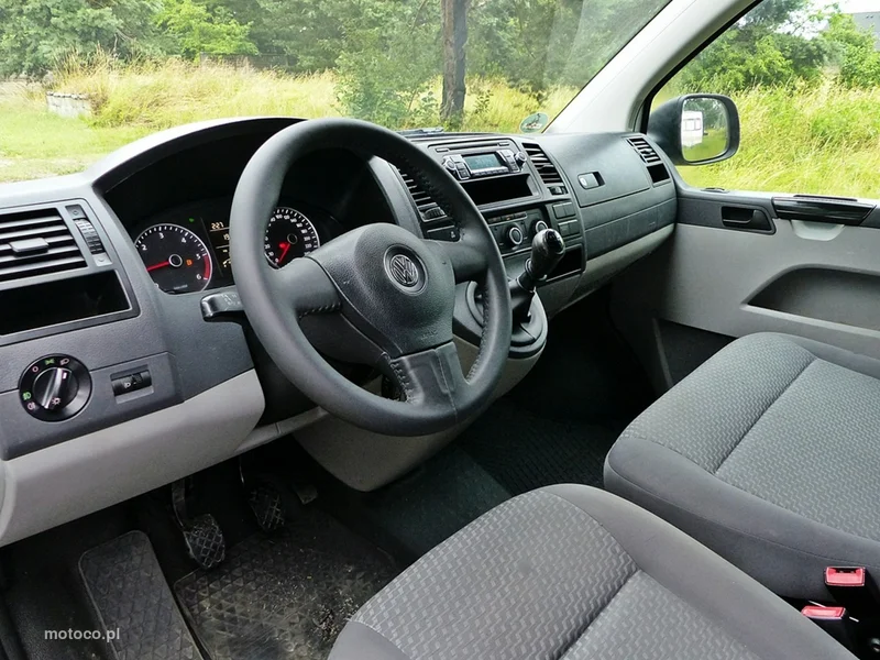 Volkswagen Transporter 24