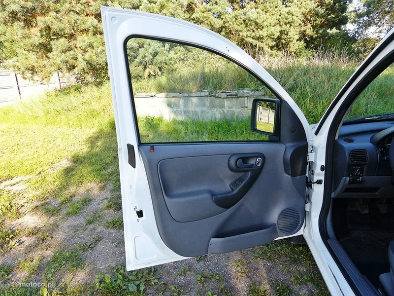 Opel Combo 22