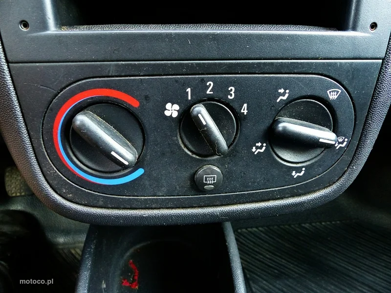 Opel Combo 36