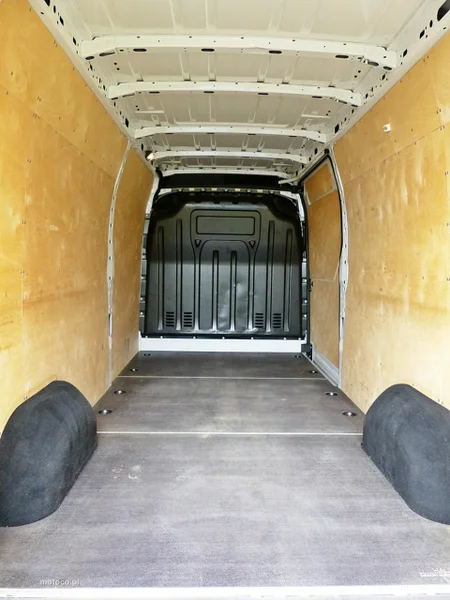 Renault Master 16