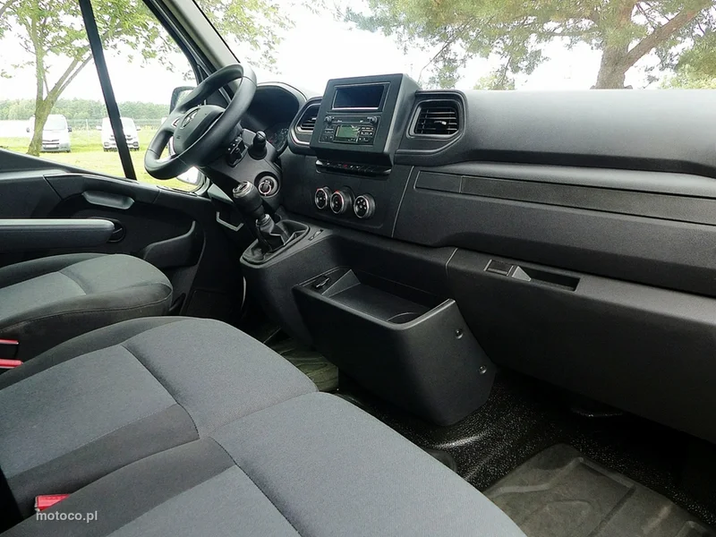Renault Master 27