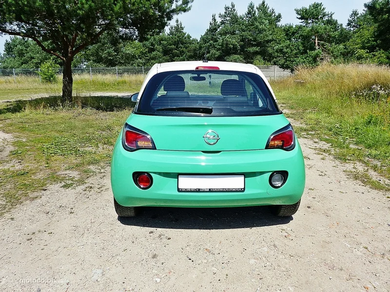 Opel Adam 8
