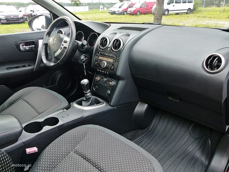 Nissan Qashqai+2 24