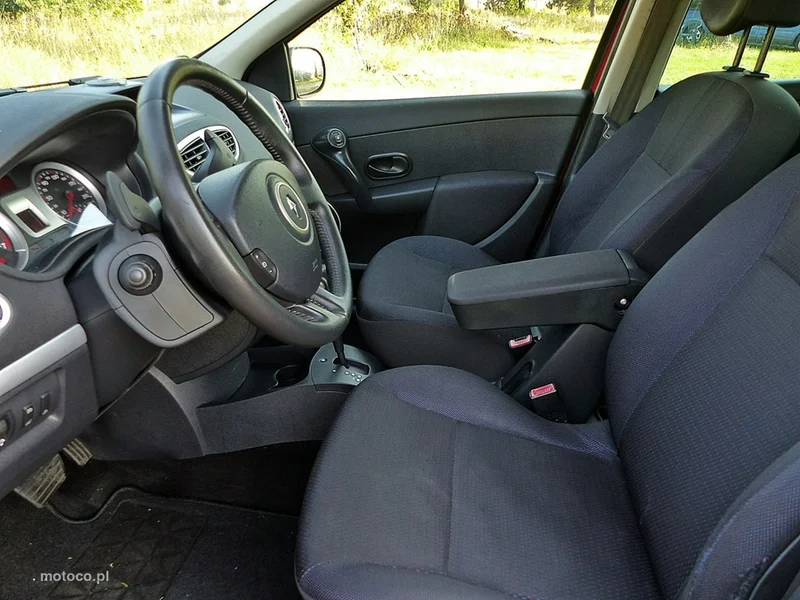 Renault Clio III 19