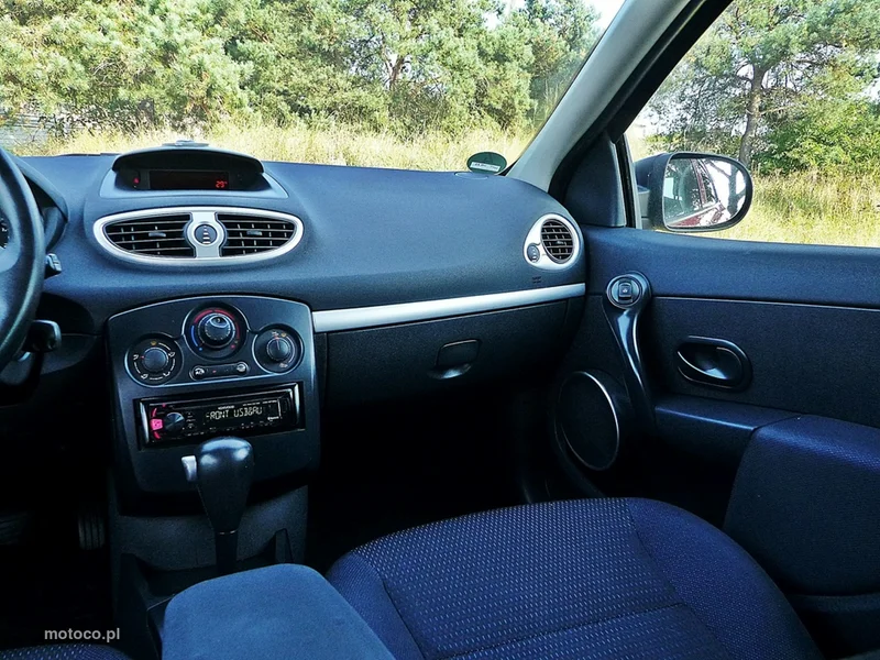 Renault Clio III 37