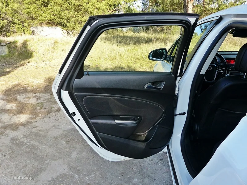 Opel Astra J 20