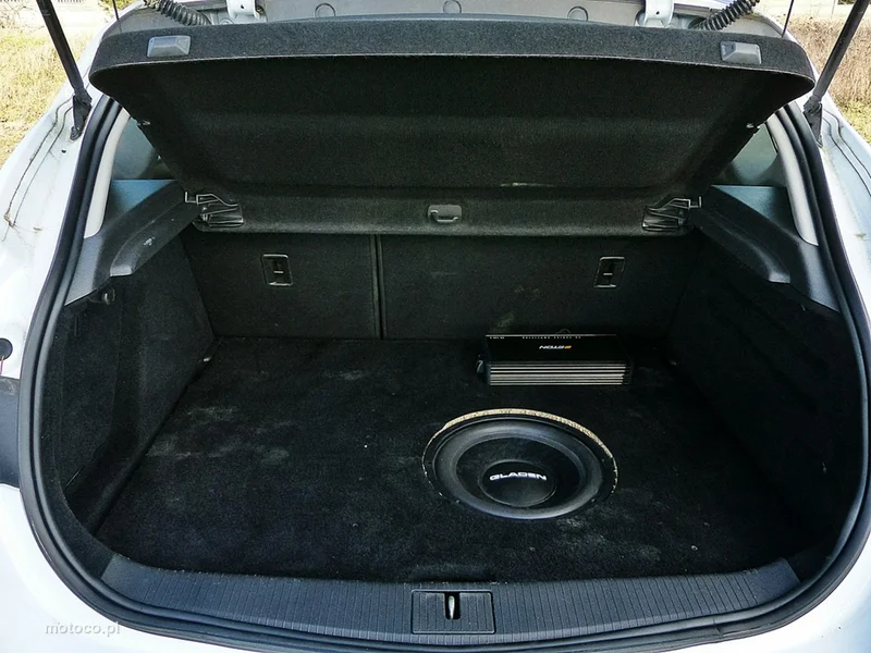 Opel Astra J 10