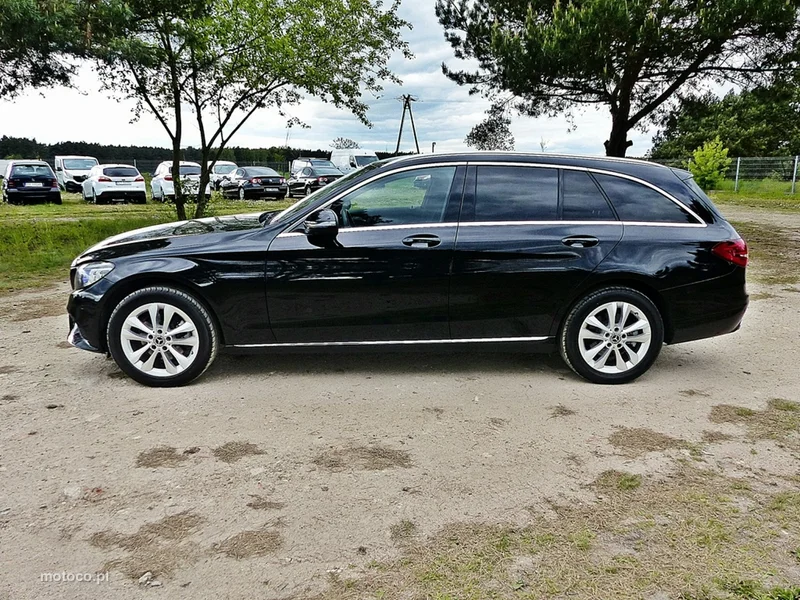 Mercedes-Benz Klasa C W205 C 220 13