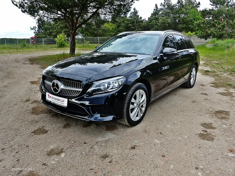 Mercedes-Benz Klasa C W205 C 220 14