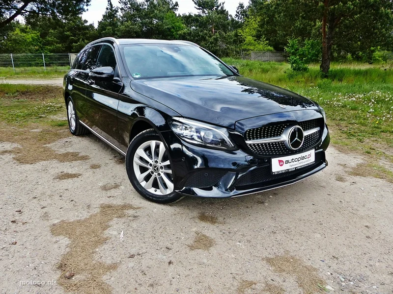 Mercedes-Benz Klasa C W205 C 220 4