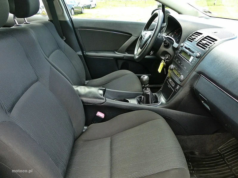 Toyota Avensis T27 25
