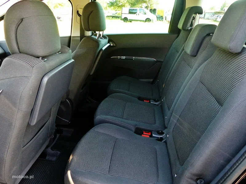 Peugeot 5008 23