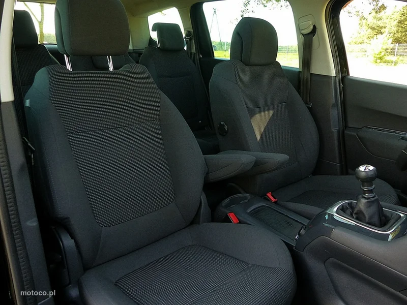 Peugeot 5008 27