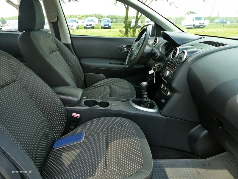 Nissan Qashqai 25
