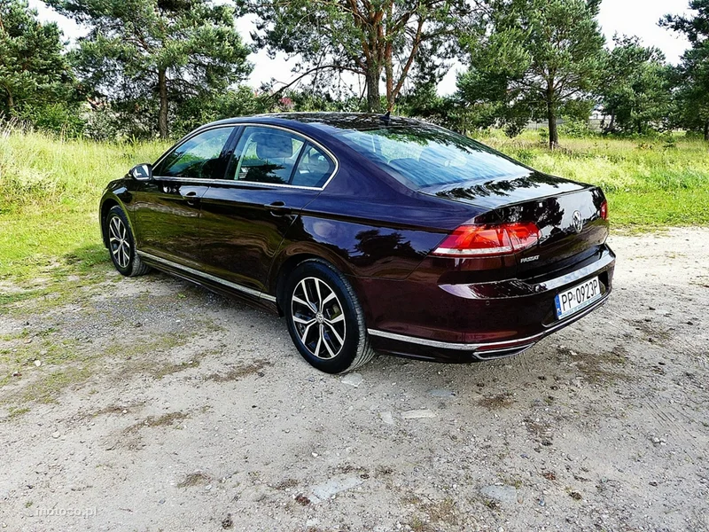 Volkswagen Passat B8 12