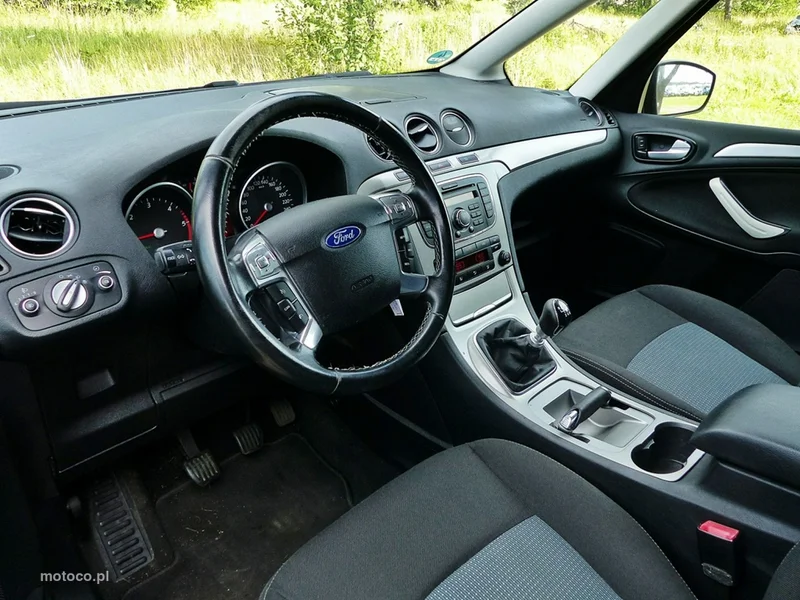 Ford Galaxy II 19