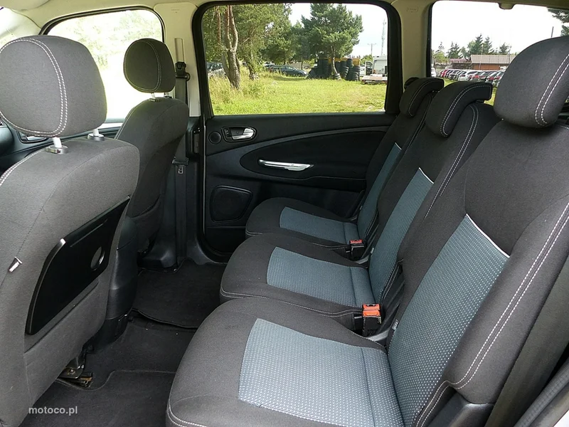 Ford Galaxy II 23